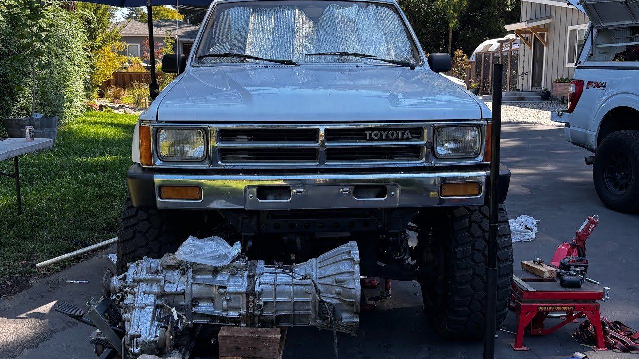 Clutch and rear main •Toyota pickup