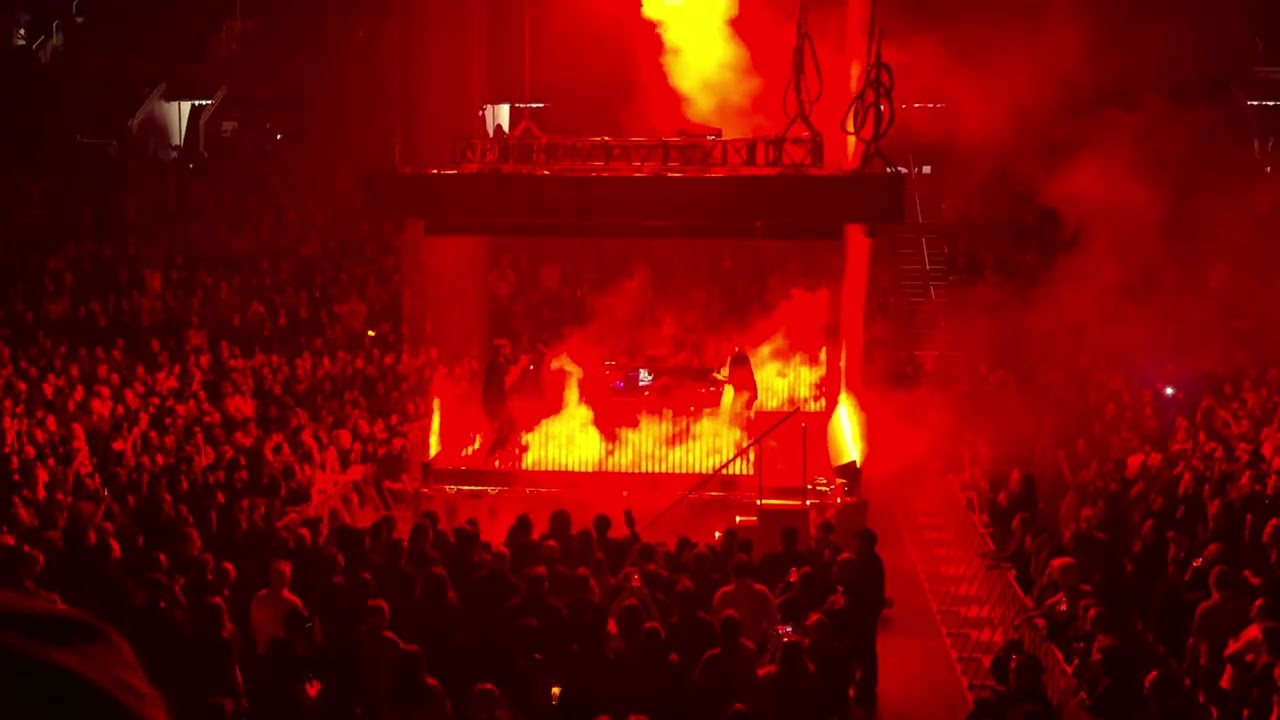 Nine Inch Nails St. Louis 2/25/2026