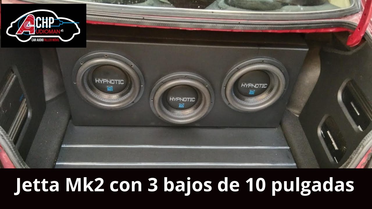 Jetta Mk2 con 3 bajos de 10 pulgadas