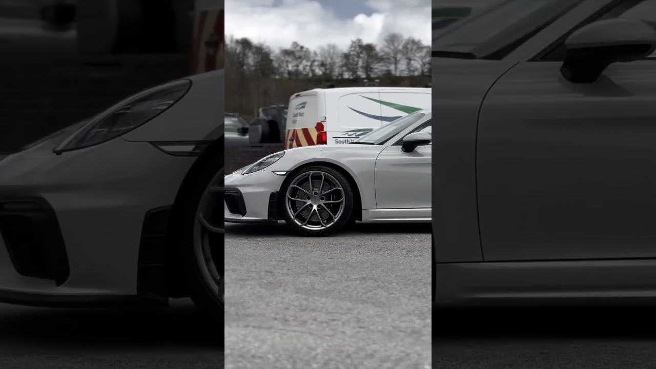 Porsche Cayman GT4 & McLaren 570S Coupes at Castle Motors
