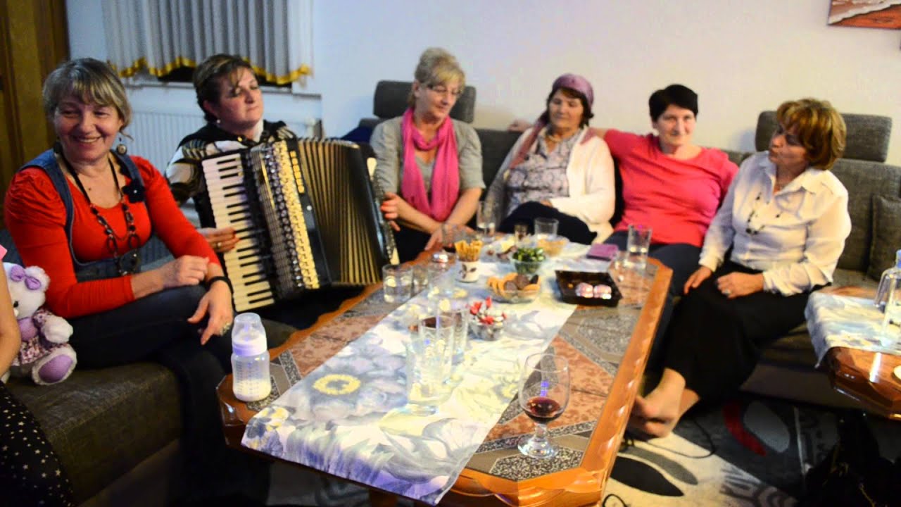 ZABAVA KOD ZUHDIJE I REZIJE HADžIĆ VELIKA KLADUŠA