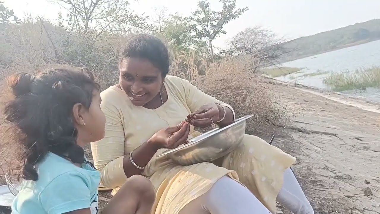 Sunday vlog/చుట్టూకొండలు మధ్యలో నీళ్లు/జోర్న గాలిలో ఫుల్ చేపపకోడి🐟 అదిరిపోయింది🤗ఇది కధ//Swathi Varun