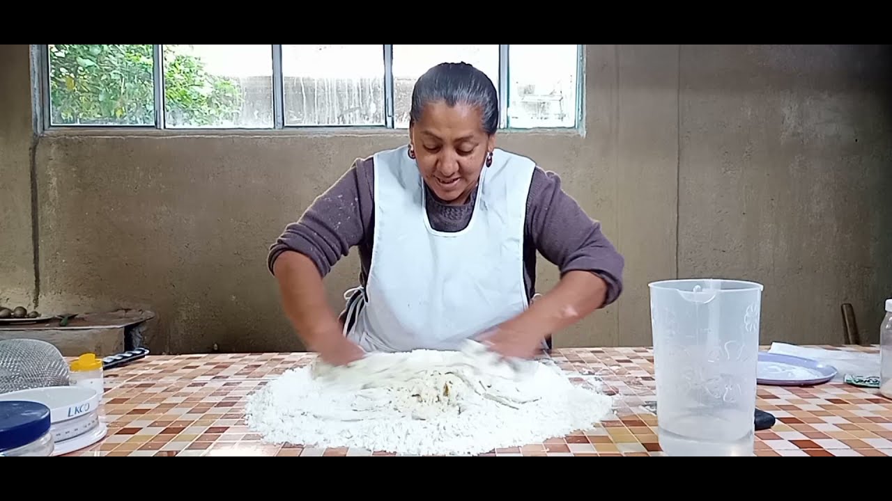 Asi preparo mis hojaldras Oaxaqueñas