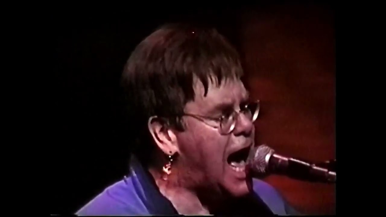 Elton John - Lucy In The Sky With Diamonds - Live In Philadelphia - September 25th 1998