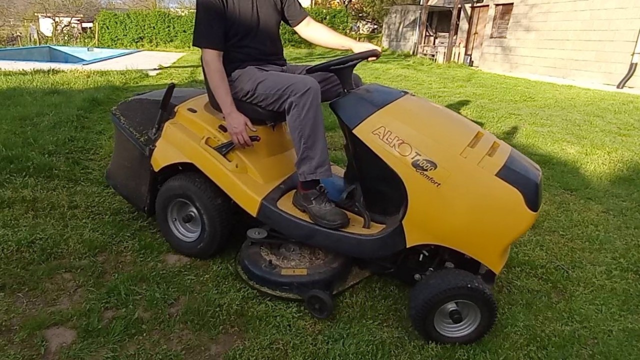 Relaxing ASMR Lawn Mowing. AL-KO Lawn Tractor  vs 4000 m²