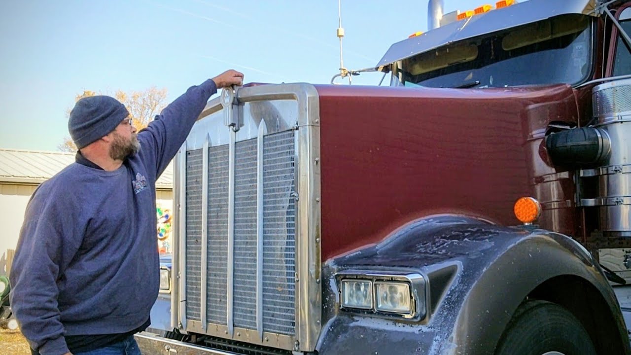Спустя 45 дней Kenworth снова на межштатной автомагистрали
