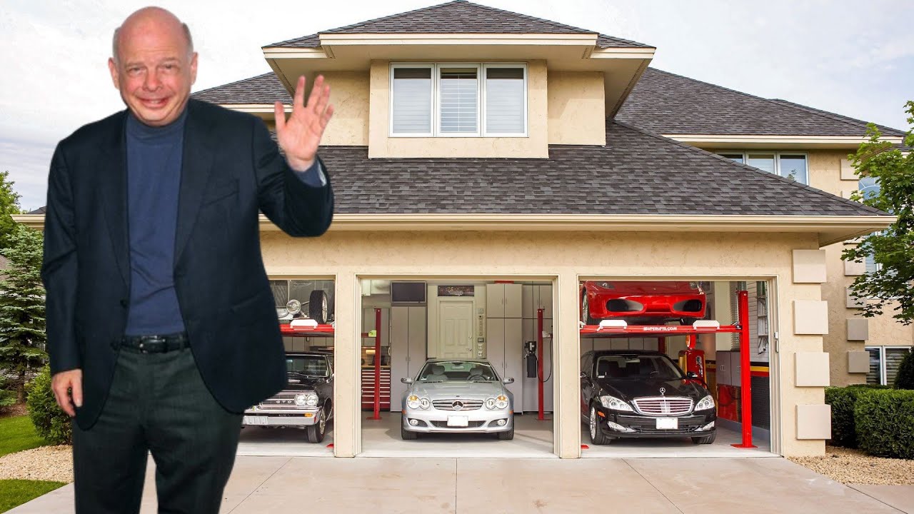Wallace Shawn Wife, Children, House, Cars, Net Worth 2024 and More