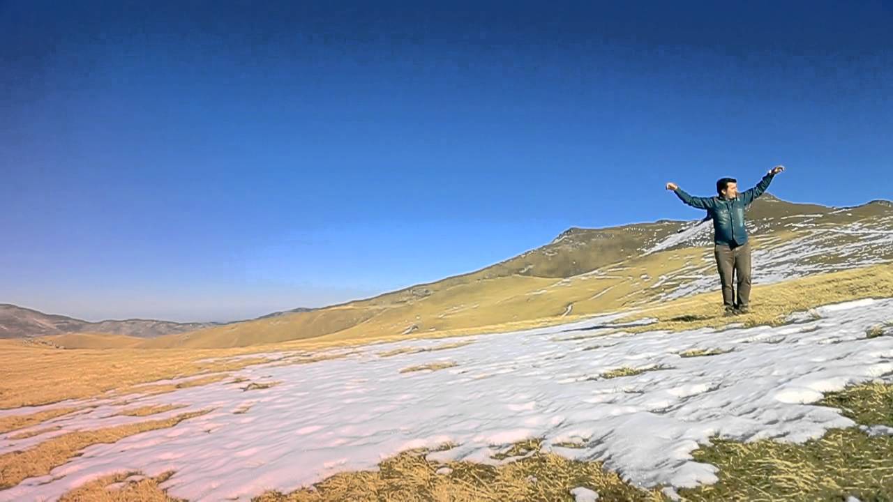 Hamza Usta Dereliyi Kurmuşlar ( Yönetmen İsa Aydın ) 2013 Klip