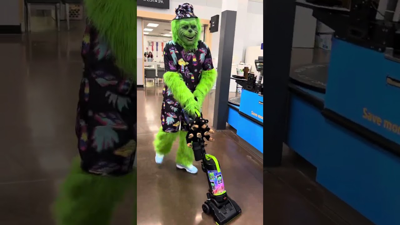 Just getting my walk on in Walmart 😂😂