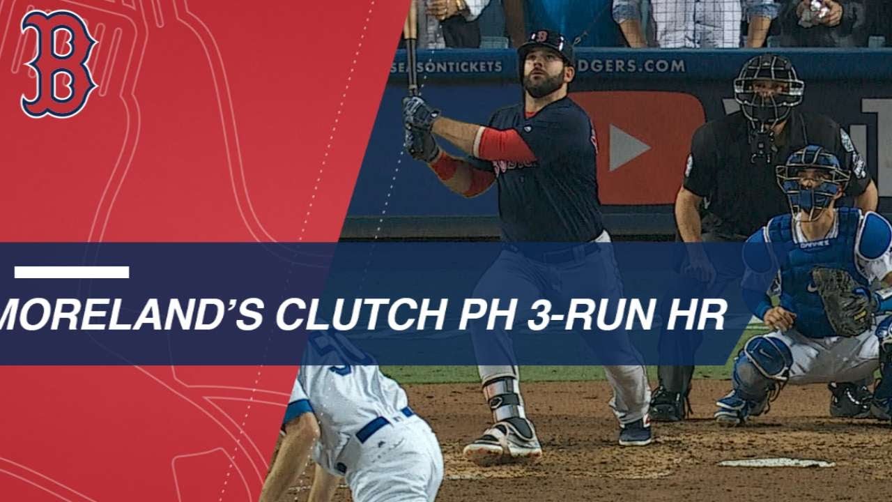 Moreland hammers a pinch-hit three-run jack in Game 4