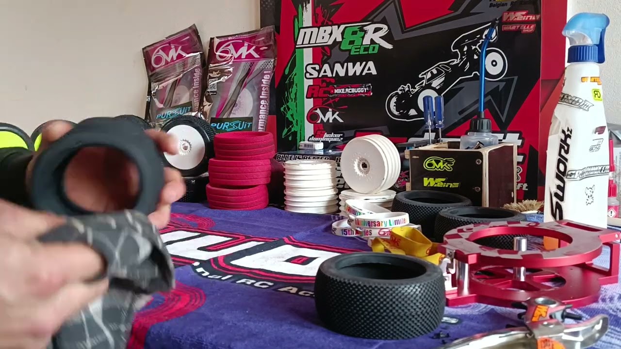 montage de pneu 1/8