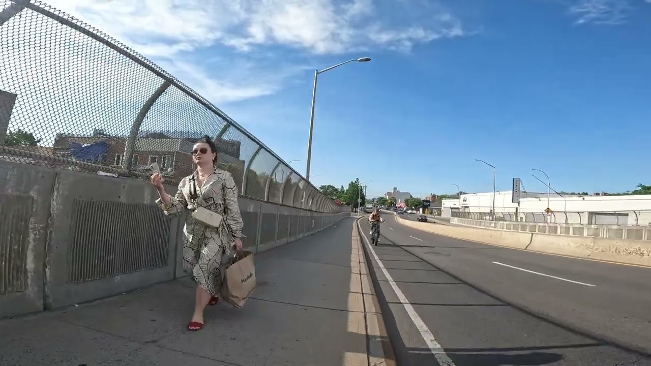 Coney Island Avenue walk