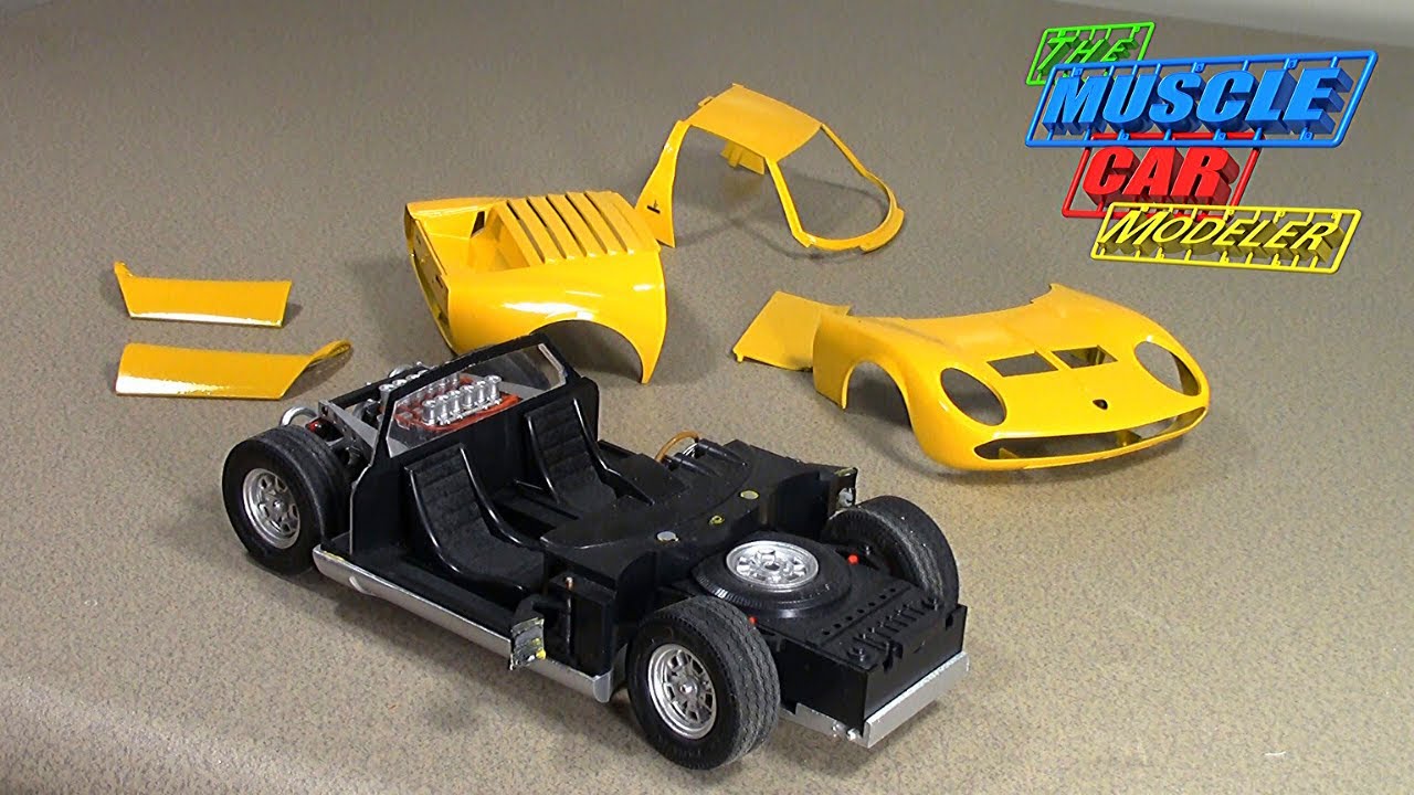 Fujimi 1966 Lamborghini Miura 1/16 Intro