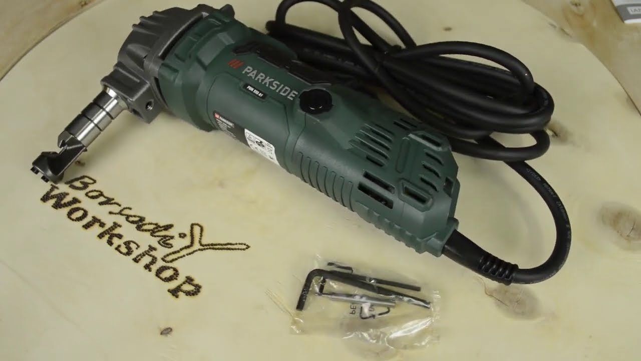 Parkside PMK 550 A1 lemezv&aacute;g&oacute; , folyamatos lyukaszt&oacute; kicsomagol&aacute;s ( Lidl , Kompernass Gmbh) Unboxing