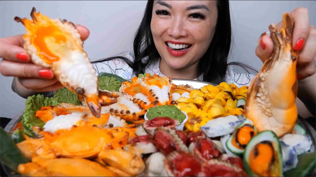SEAFOOD PLATTER (THAT'S NOT SEAFOOD) ASMR EATING SOUNDS | LIGHT WHISPERS | SAS-ASMR