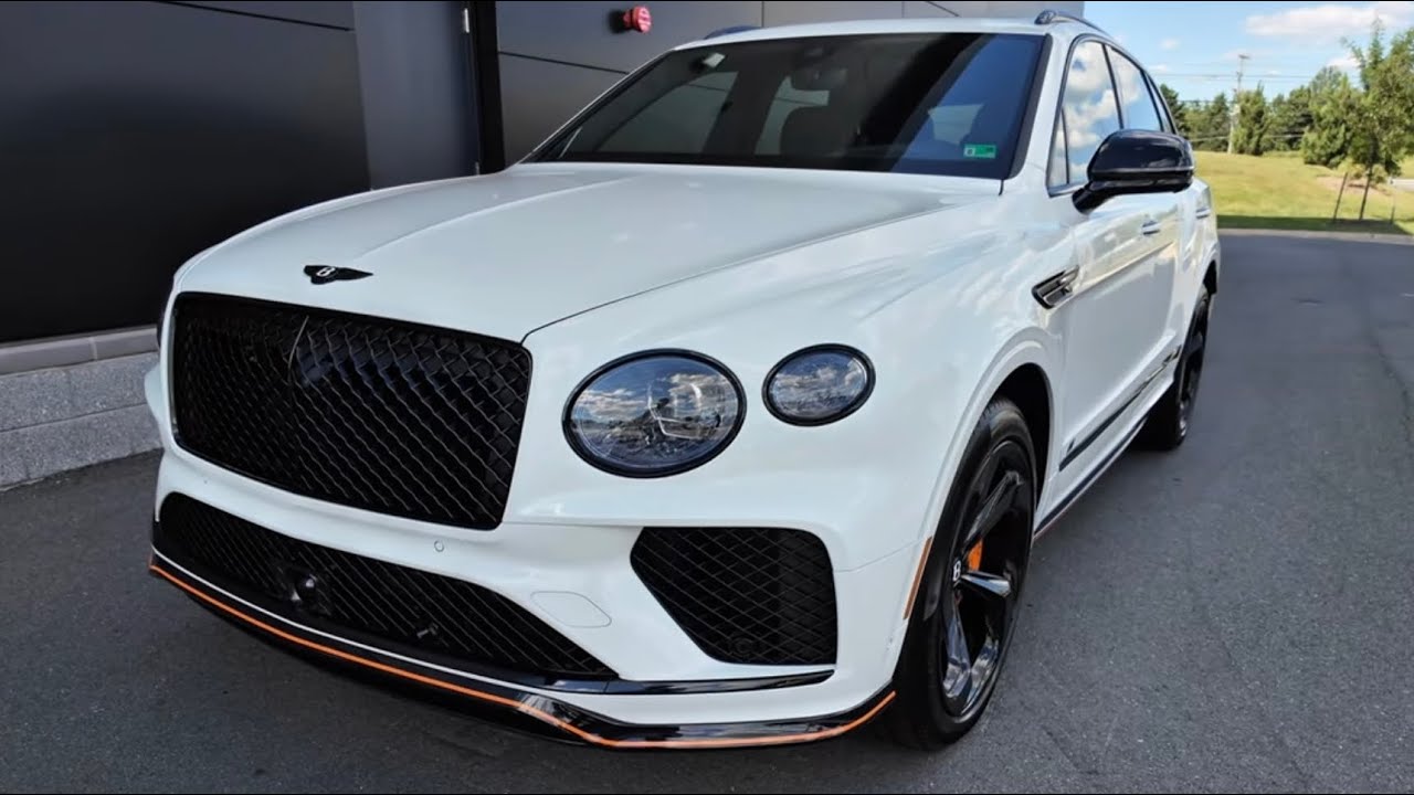 2025 Bentley Bentayga S Black Edition | Glacier White | Mandarin Interior | EAG
