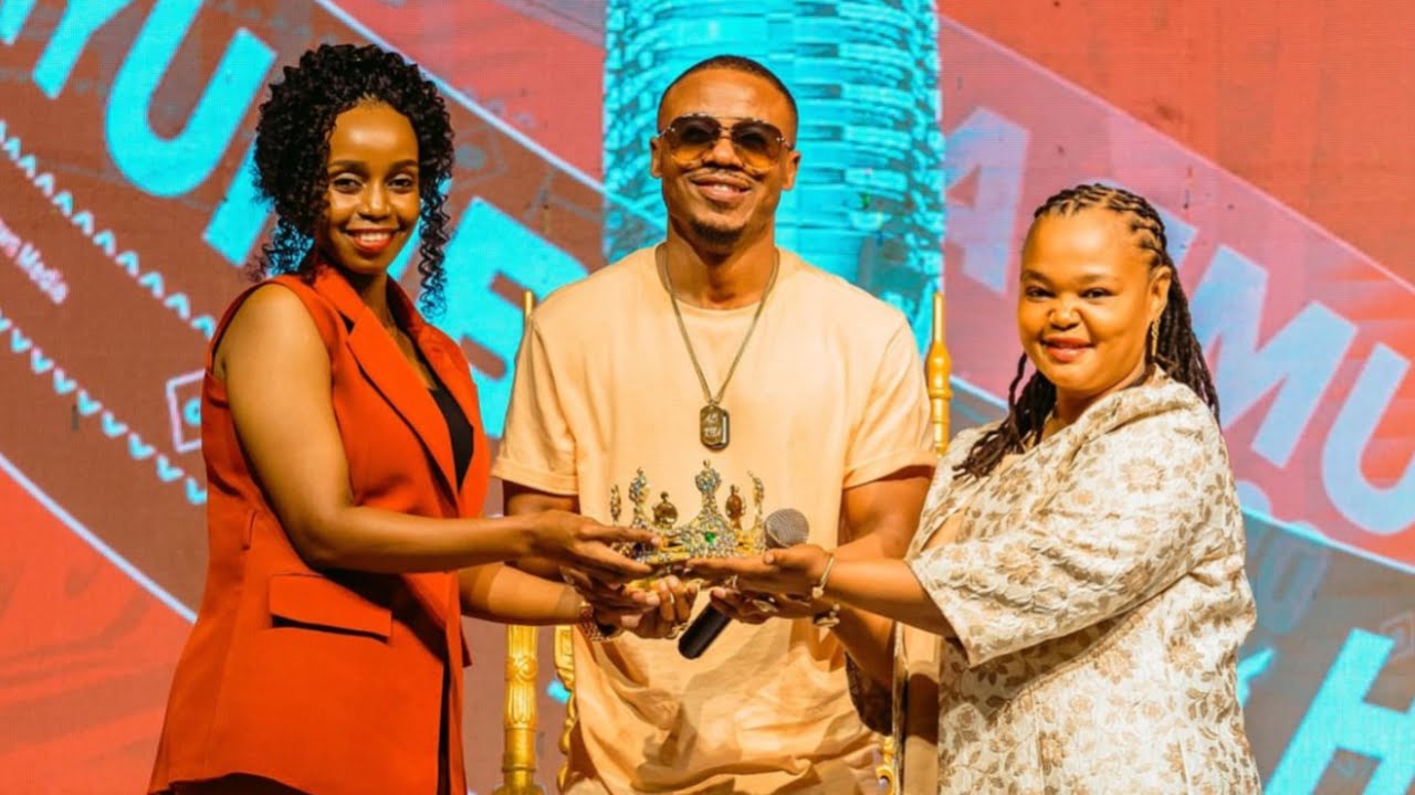 ALIKIBA NIKIBOKO, AMVUTA MWIGIZAJI RIAMA ALLY CROWN MEDIA, ATAMBULISHA WATANGAZAJI WAWILI WAPYA