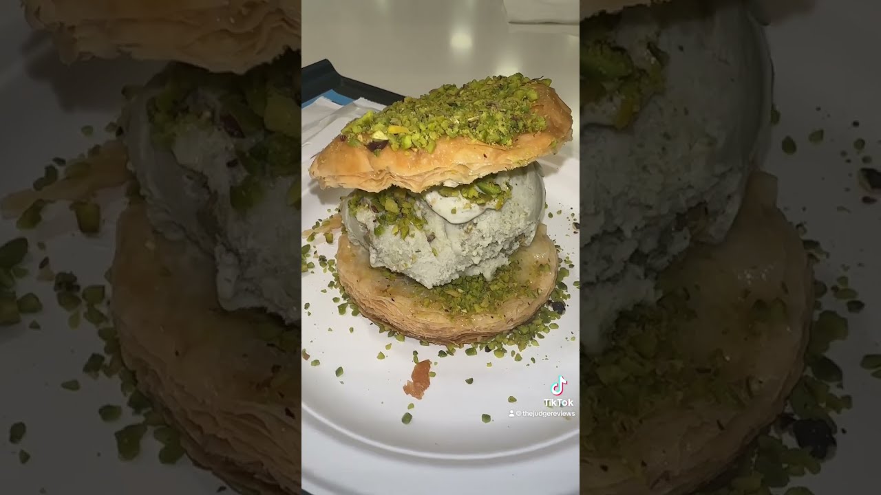 Celebrity Scoop