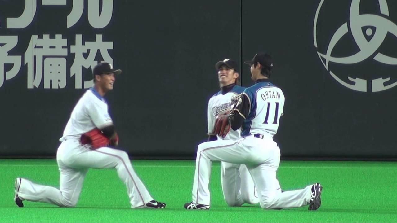 中田・陽・大谷がお馴染みポーズで場内を沸かす！！