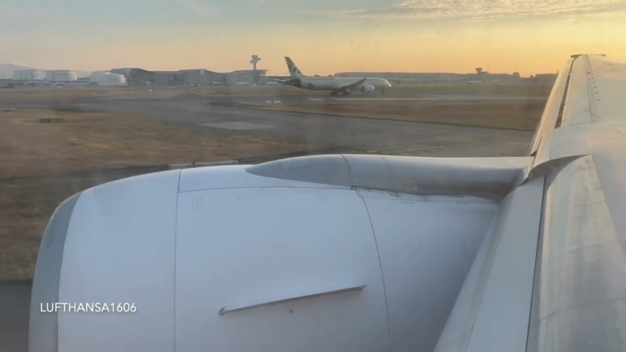 THAI Airways Boeing 777-300ER from Bangkok (BKK) to Frankfurt (FRA) airport