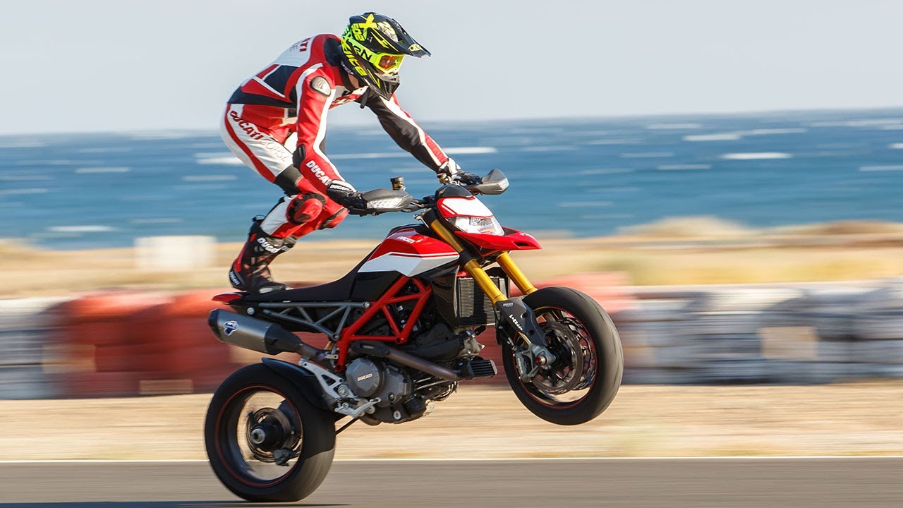 NUOVA HYPERMOTARD ALLE CANARIE