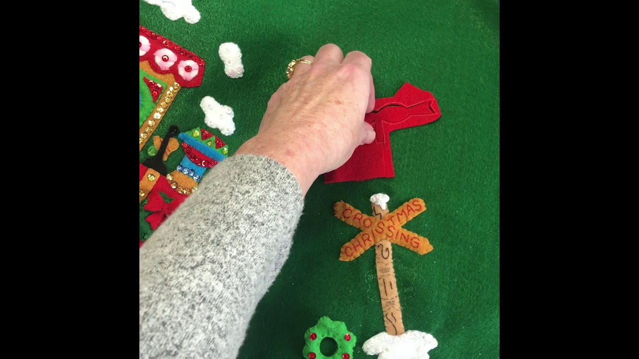 ᗷᑌᑕIᒪᒪᗩ Tutorial ~ Candy Express Tree Skirt...
