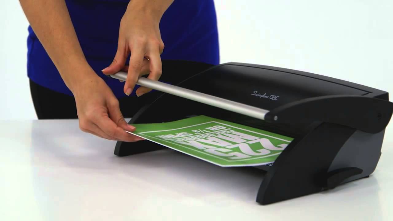 Swingline&reg; GBC&trade; CombBind&reg; C12 Manual Binding Machine
