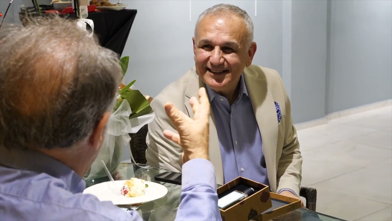 Tamer Levent İmza Günü ve Fotoğraf Sergisi .