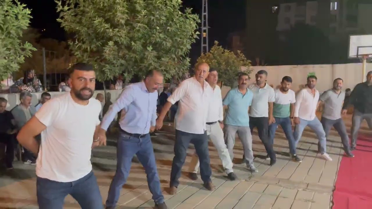 Bitlis | Hizan | İçlikaval köyü | EKİNCİ Ailesi - Halk oyunları Part - 2