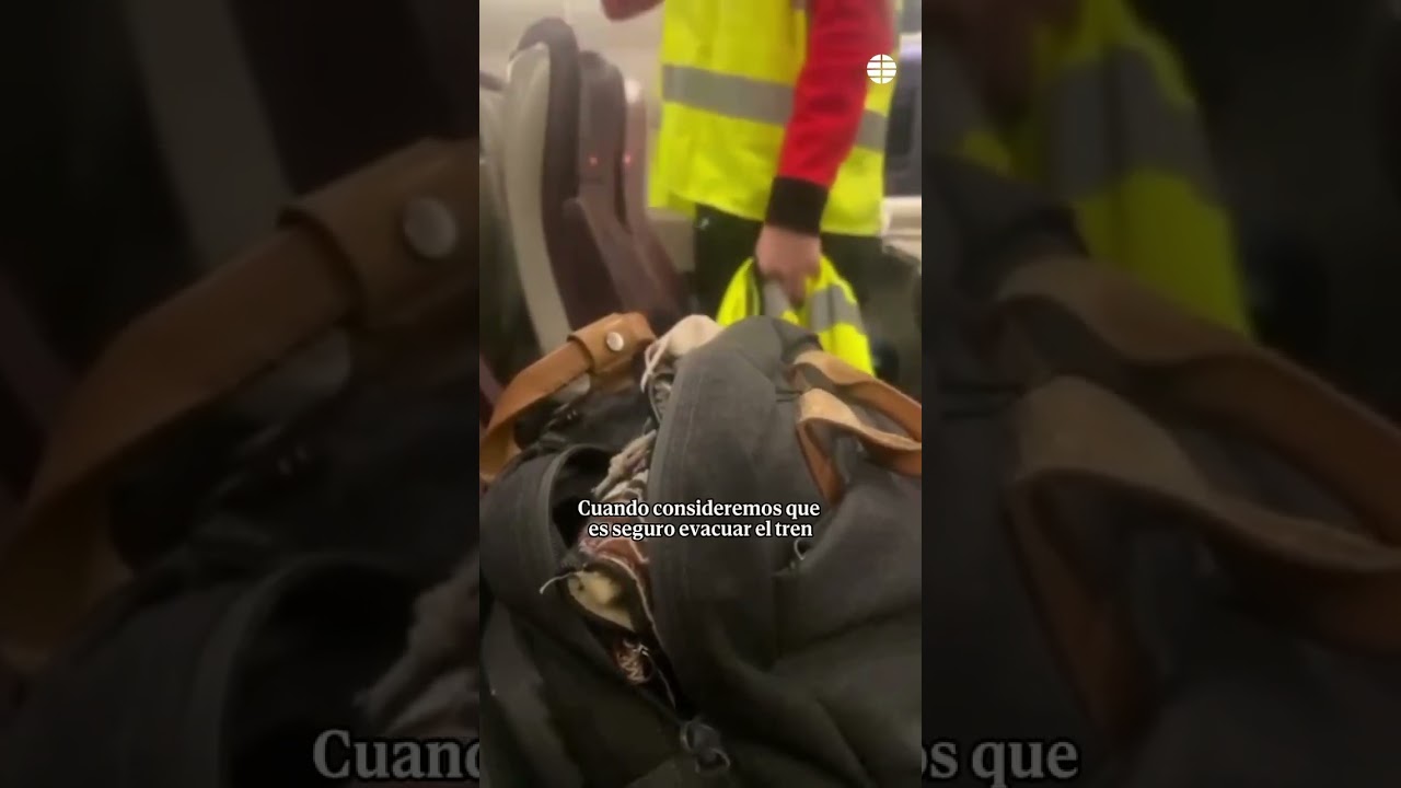 As&iacute; se vivieron dentro de los vagones los momentos posteriores al descarrilamiento #c&oacute;rdoba #tren