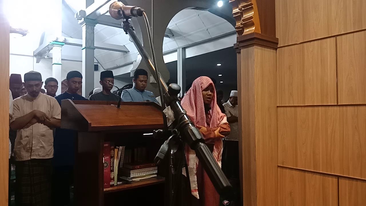 Shalat Berjamaah Masjid Besar Cipaganti Bandung Imam Ust. Muhammad Suhud Al-Hafidz