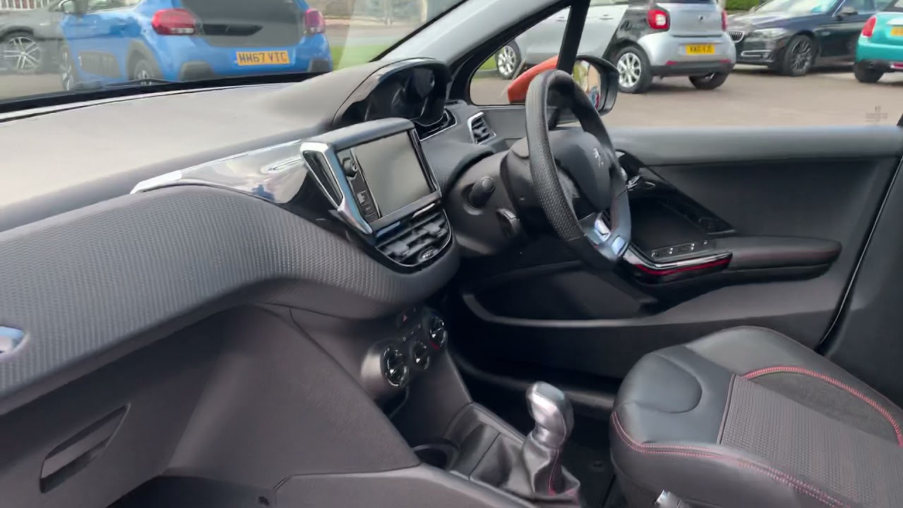 2016 Peugeot 208 1.2 Roland Garros 110bhp 5dr Special edition