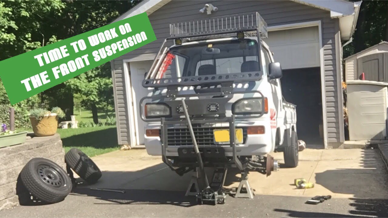 Honda Acty JDM Kei Car mini truck project.  Episode 24, front axle and spindle removal