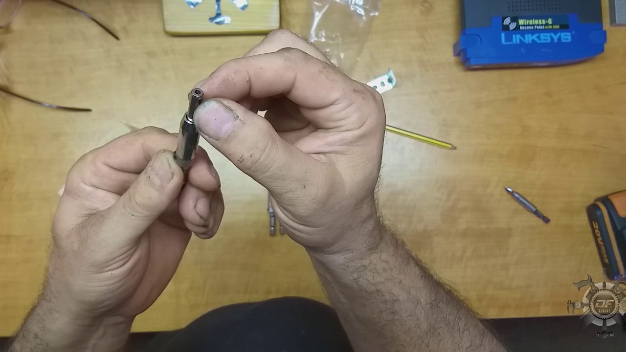 Set di punte per trapano autocentranti