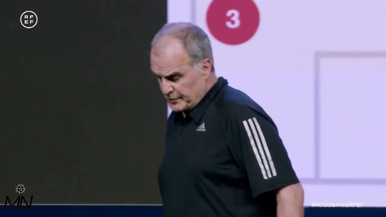 Masterclass Marcelo Bielsa en RFEF (23 - 09 - 2025)