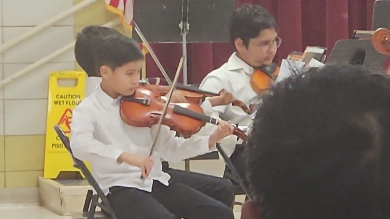 Orchestra christmas presentation 2025