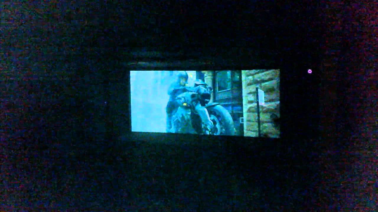 Dhoom 3 - Audience reaction at Raj Cinema, Raipur!