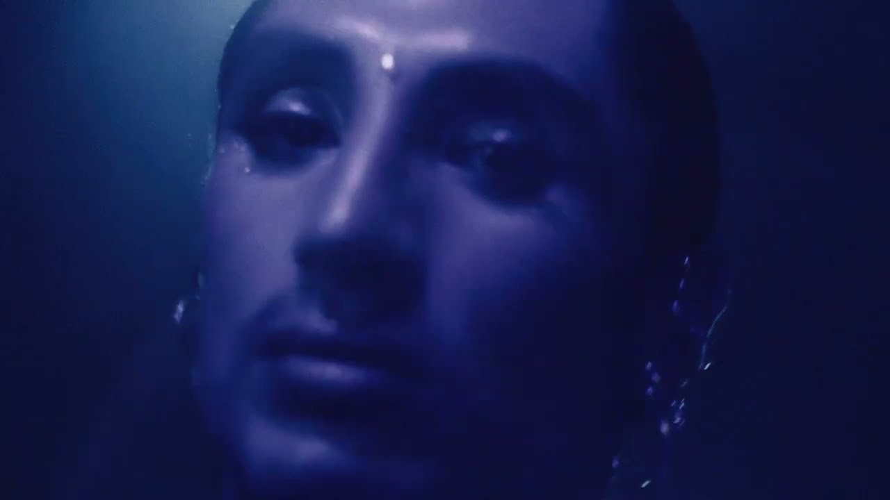 Leo Kalyan ft MNEK - Diamond Life 💎 (Official Music Video)