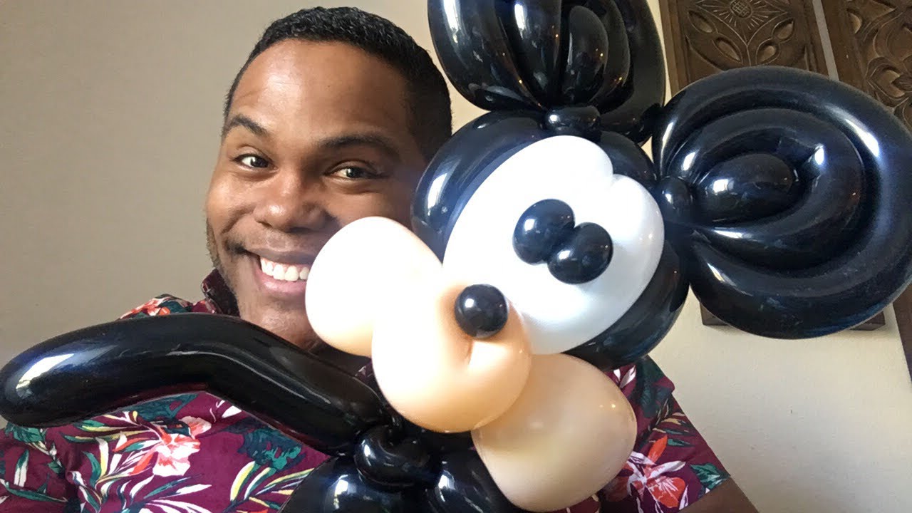 Twisting Mickey Mouse