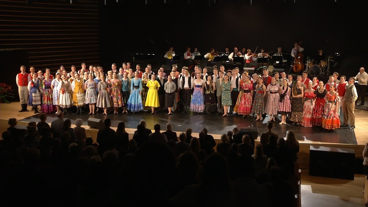 "Warszawianka" i "Kortowo" -  studenckie zespoły pieśni i tańca