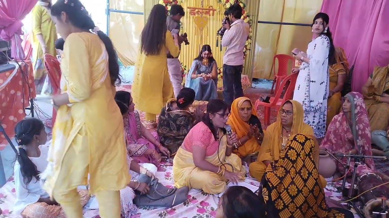 सास भी खोले ससुरा भी खोले बहुत ही हंसी मज़ाक वाला गीत