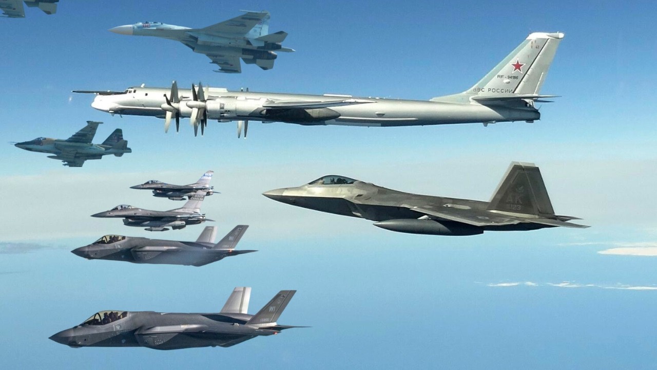 Перехват в Арктике: США перехватили российские военные самолеты вблизи Аляски