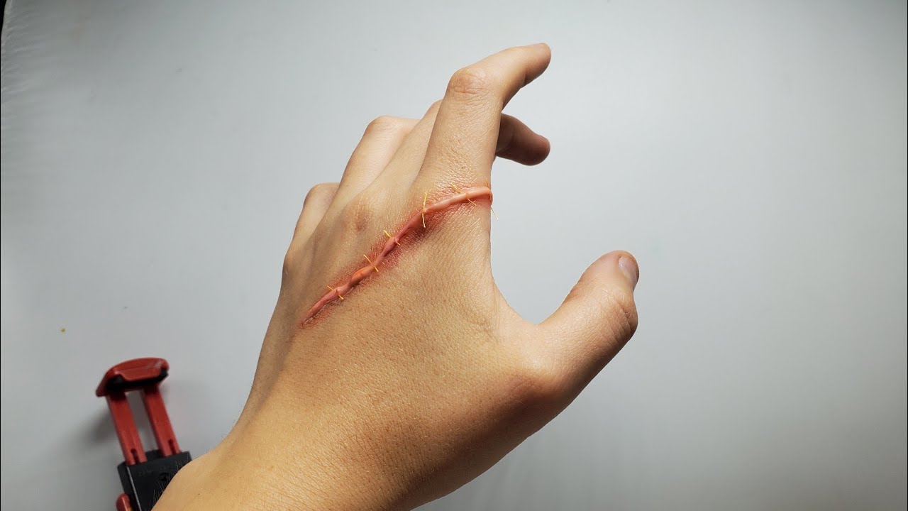 Fake Scars SFX Makeup Tutorial | Beginner Friendly SFX Makeup Tutorial