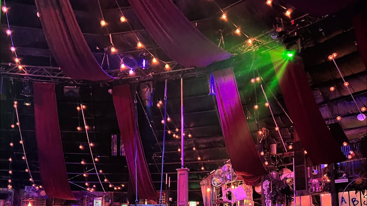 Absinthe at Caesars Las Vegas - Chicks on Sticks - June 15, 2024 #shitshow