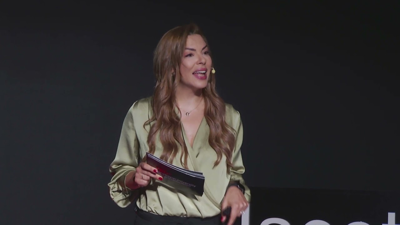 Mutluluk Öğrenilebilir Mi? | Başak Kişisel | TEDxHacettepeUniversity