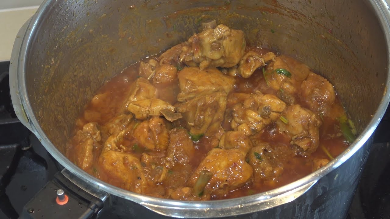 " Murghi ka Salan " Bajias Cooking