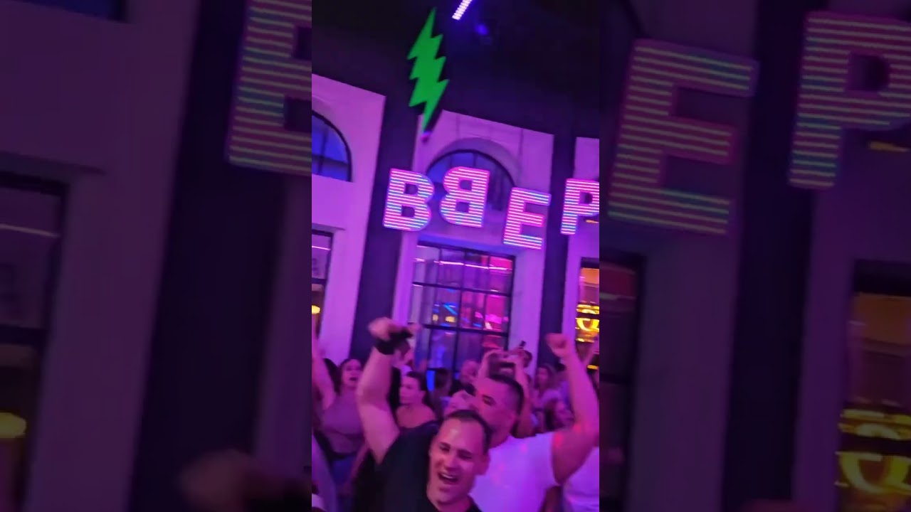Крошка моя в баре Руки Вверх 