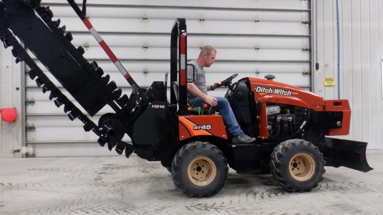 STOCK #4074 | 2017 DITCH WITCH RT45 RIDE-ON TRENCHER