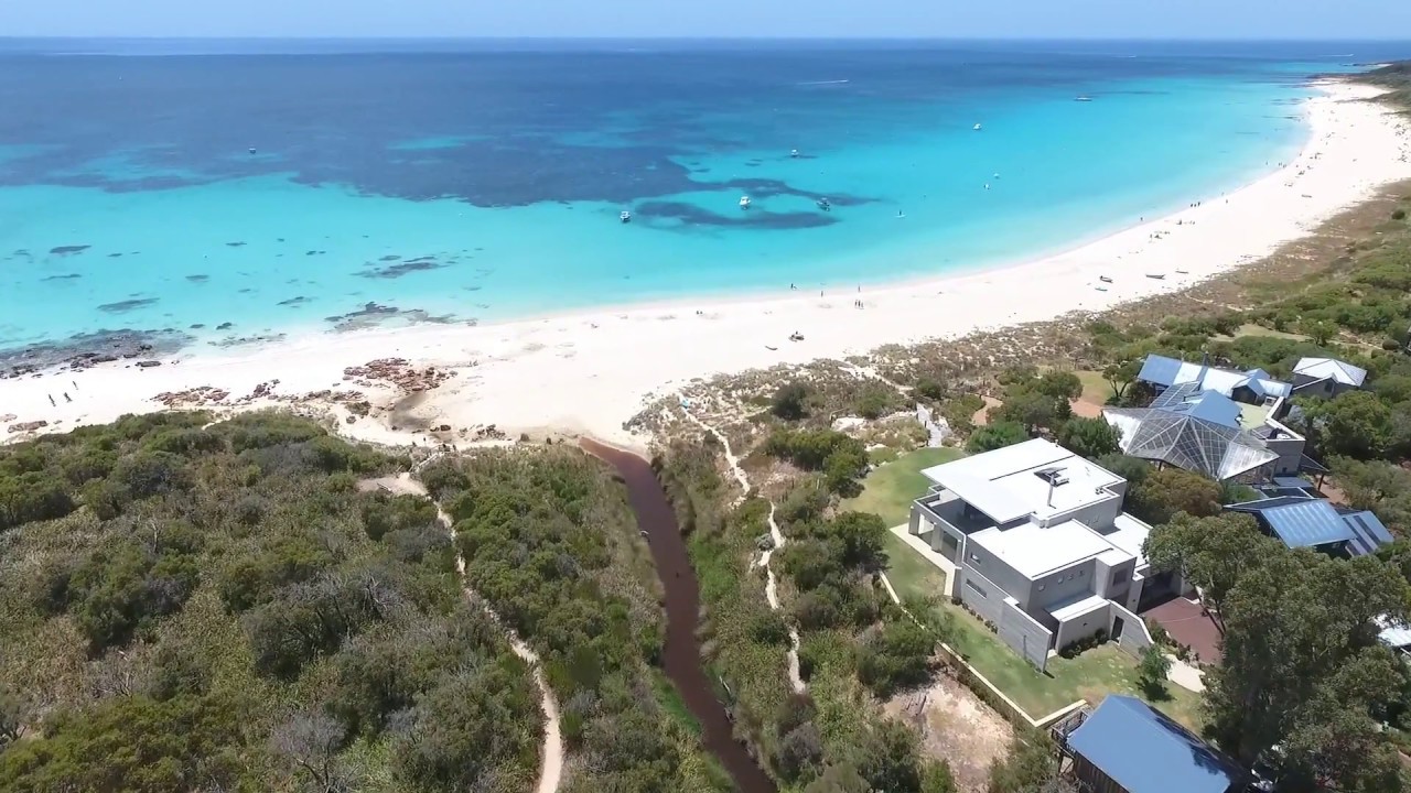 Elanora at Eagle Bay