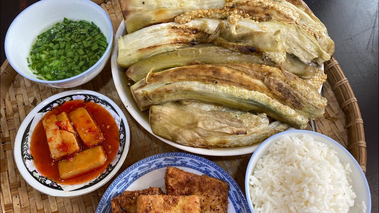 món cà tím nướng mở hành siêu hao cơm 